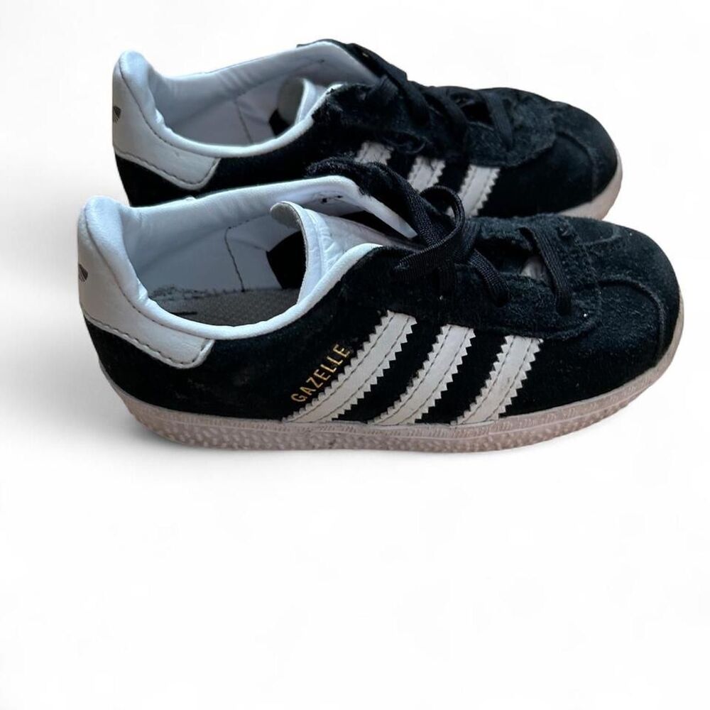 Toddler Adidas Gazelle Black Trainers - Size 8